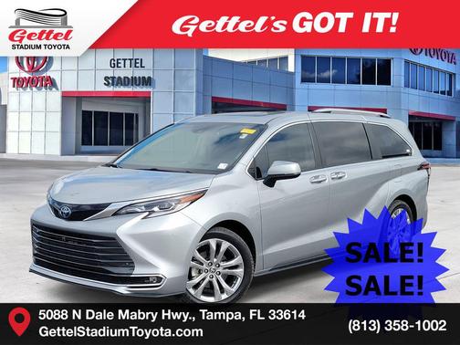2023 Toyota Sienna Platinum 7 Passenger