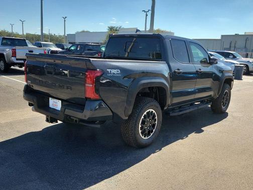 2025 Toyota Tacoma TRD Off Road