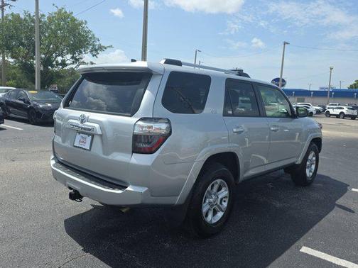 2024 Toyota 4Runner SR5