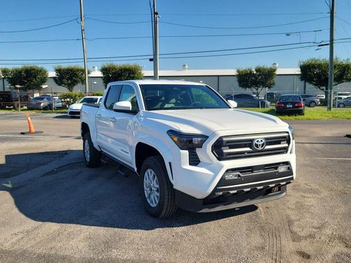 2025 Toyota Tacoma SR5