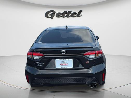Black Sand Pearl 2022 Toyota Corolla SE