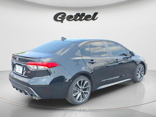 Black Sand Pearl 2022 Toyota Corolla SE