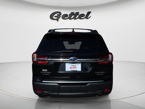 Crystal Black Silica 2022 Subaru Ascent Touring 7-Passenger