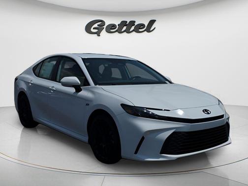 Ice Cap 2026 Toyota Camry LE
