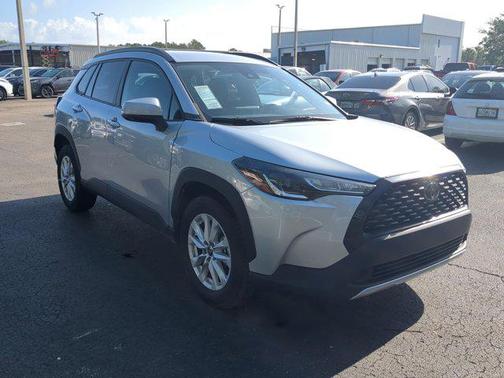 2022 Toyota Corolla Cross LE
