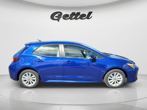 Blue Crush Metallic 2026 Toyota Corolla SE