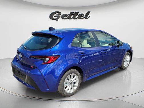 Blue Crush Metallic 2026 Toyota Corolla SE