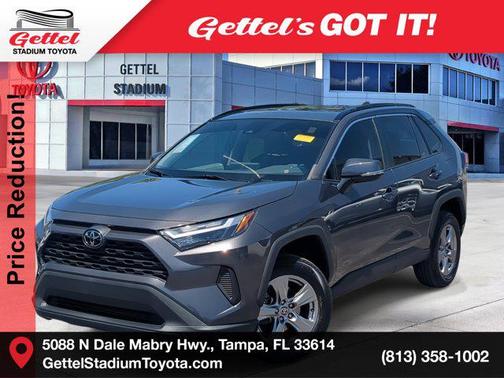 2022 Toyota RAV4 XLE