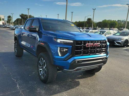2023 GMC Canyon AT4
