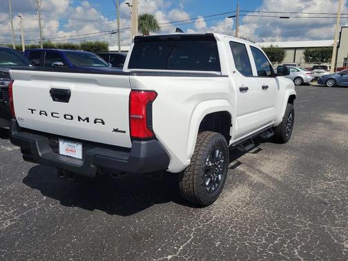 2025 Toyota Tacoma SR