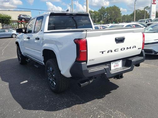 2025 Toyota Tacoma SR