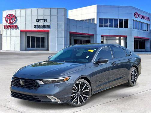 2023 Honda Accord Hybrid Touring