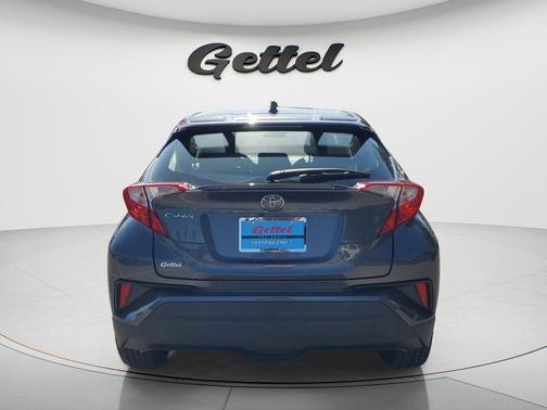 Magnetic Gray Metallic 2022 Toyota C-HR XLE