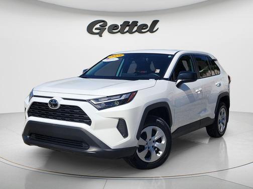 Ice Cap 2025 Toyota RAV4 LE