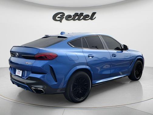 2020 BMW X6 M50i