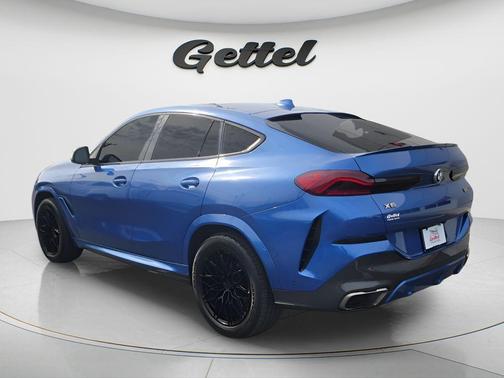 2020 BMW X6 M50i