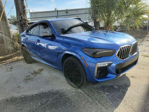 2020 BMW X6 M50i