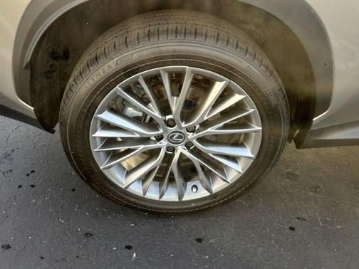 2025 Lexus NX 350h Premium