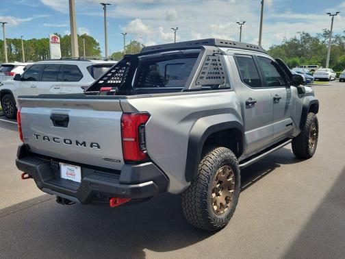 2025 Toyota Tacoma Hybrid Trailhunter
