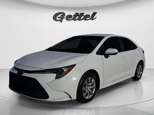 Super White 2020 Toyota Corolla LE
