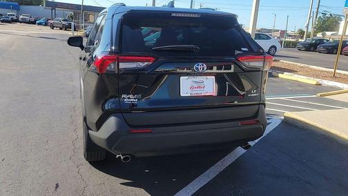 2024 Toyota RAV4 Hybrid LE