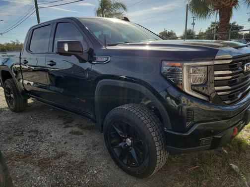 2022 GMC Sierra 1500 AT4