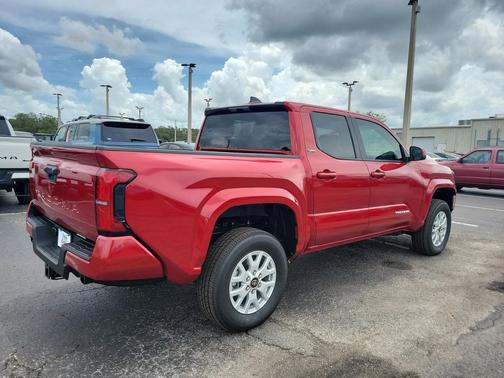 2025 Toyota Tacoma SR5