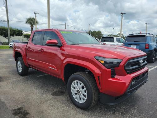 2025 Toyota Tacoma SR5