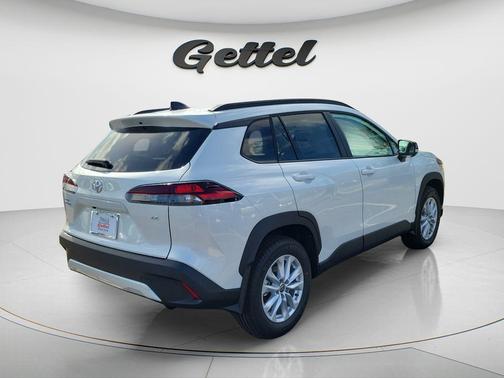 Wind Chill Pearl 2026 Toyota Corolla Cross LE