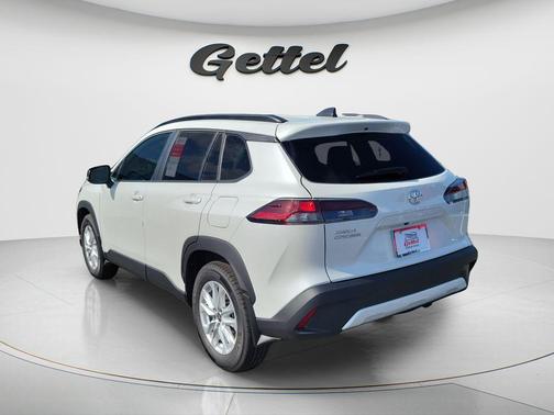 Wind Chill Pearl 2026 Toyota Corolla Cross LE