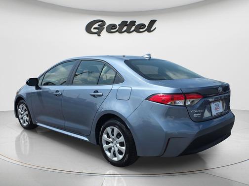Celestite 2025 Toyota Corolla Hybrid SE