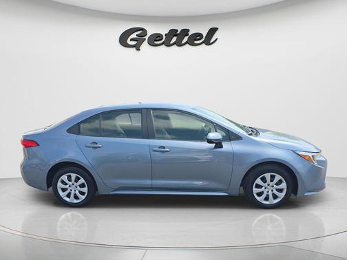 Celestite 2025 Toyota Corolla Hybrid SE