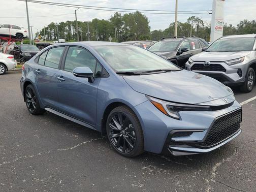 2025 Toyota Corolla SE