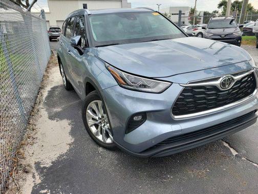 2024 Toyota Highlander Limited