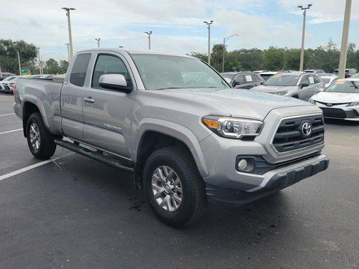 2017 Toyota Tacoma SR5