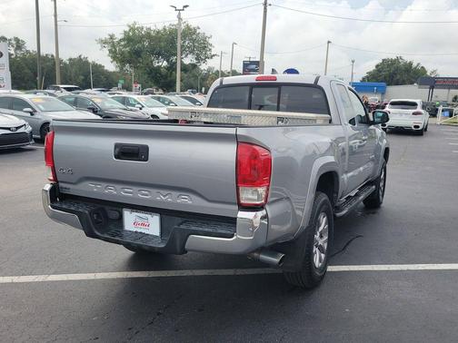 2017 Toyota Tacoma SR5