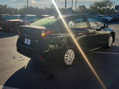 2021 Toyota Prius XLE