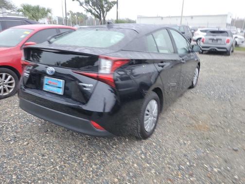 2021 Toyota Prius XLE