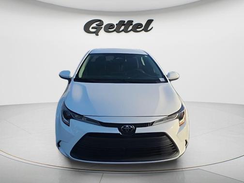 Ice Cap 2024 Toyota Corolla LE