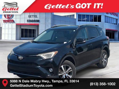 2017 Toyota RAV4 XLE