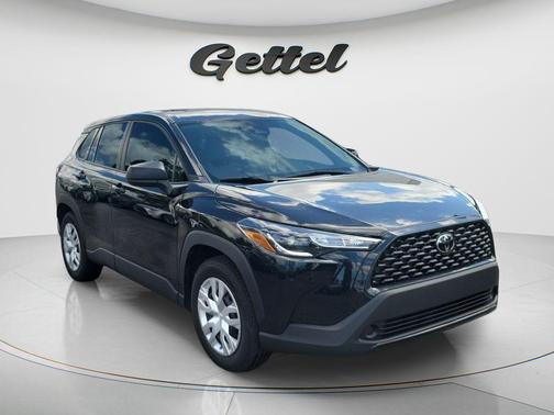 Jet Black 2025 Toyota Corolla Cross L