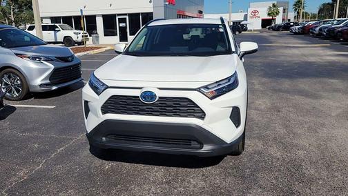 2023 Toyota RAV4 Hybrid XLE