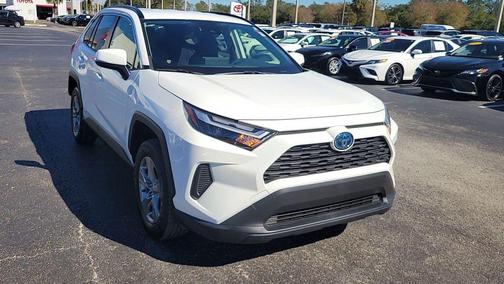 2023 Toyota RAV4 Hybrid XLE