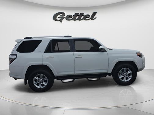 Ice Cap 2024 Toyota 4Runner SR5 Premium