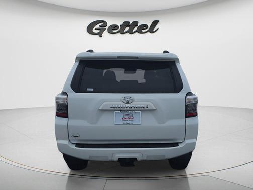 Ice Cap 2024 Toyota 4Runner SR5 Premium