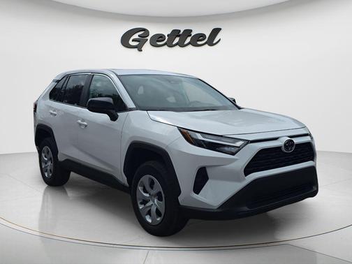 Ice Cap 2025 Toyota RAV4 LE