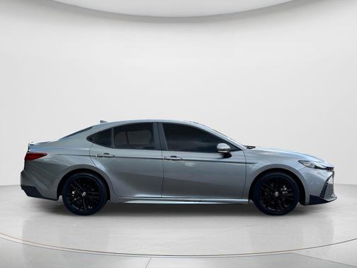 Heavy Metal 2025 Toyota Camry SE