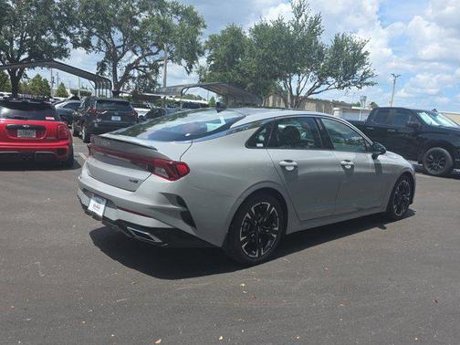 2022 Kia K5 GT-Line