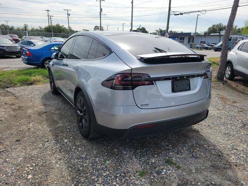 2024 Tesla Model X Long Range