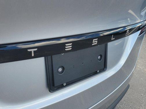 2024 Tesla Model X Long Range